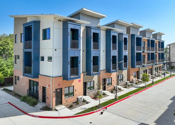 Greenhorn Ranch Dual Near Tcu * Fort Worth